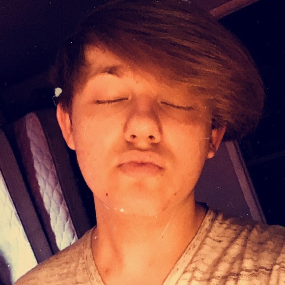 Meet your Posher, Datyn - Picture 1 of 1